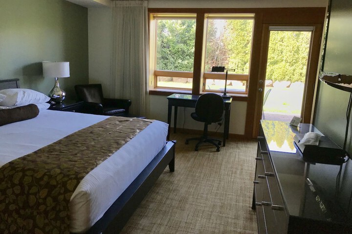 Room 107 of 131