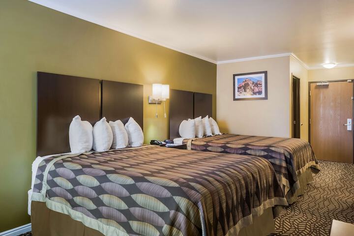Room 18 of 30