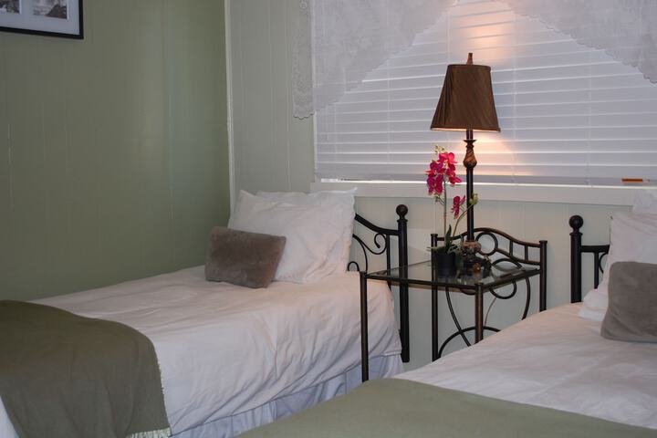 Room 57 of 105