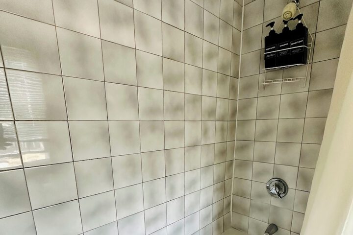 Room 107 of 167