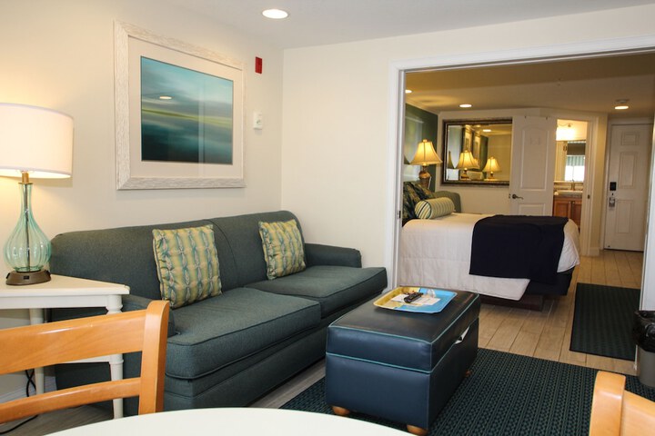 Ocean Club on Smugglers Beach