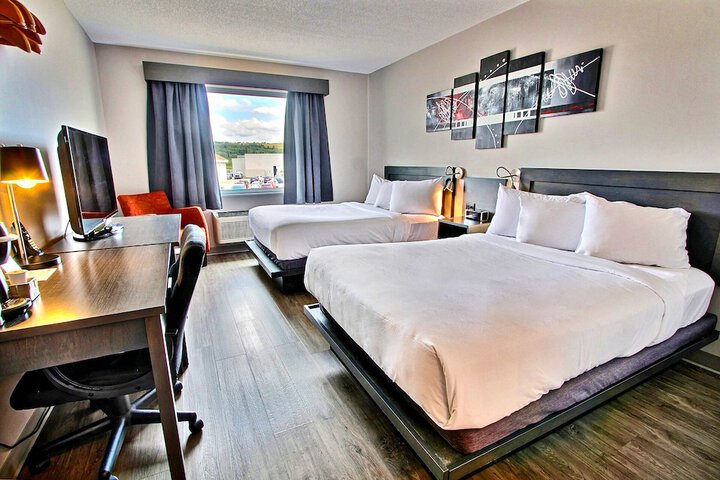 Room 25 of 59