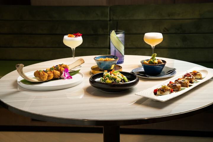 Dining 74 of 118