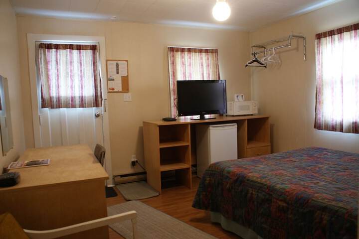 Room 75 of 79