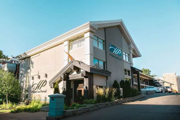 Hotel 3 of 43