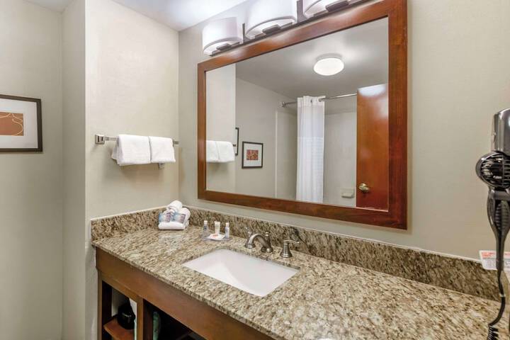 Room 21 of 72