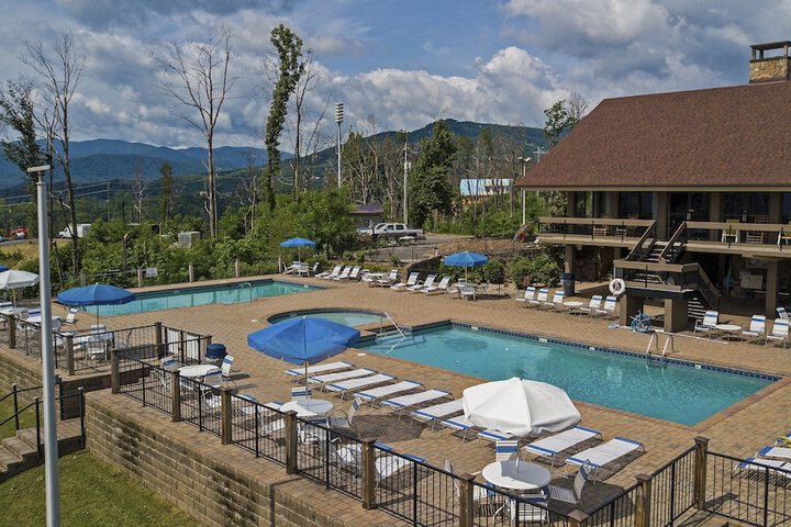 Pool 6 of 61