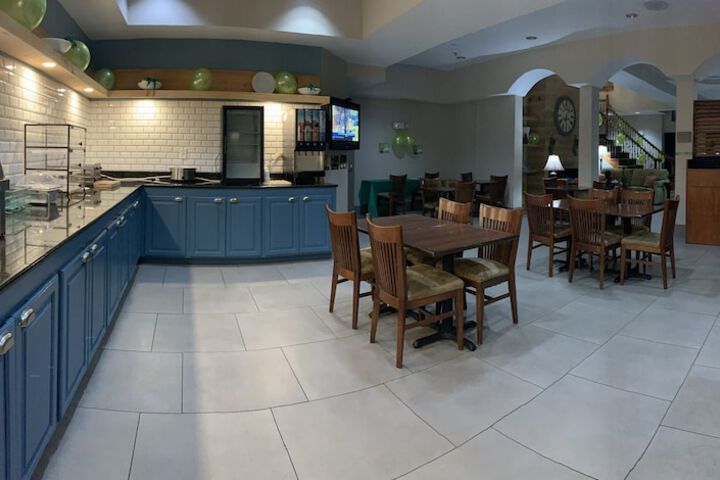 Country Inn & Suites by Radisson Albany, GA