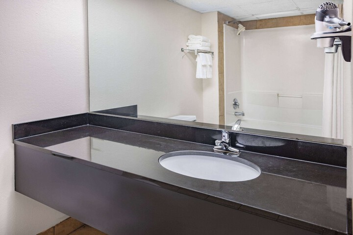 Ramada by Wyndham West Atlantic City