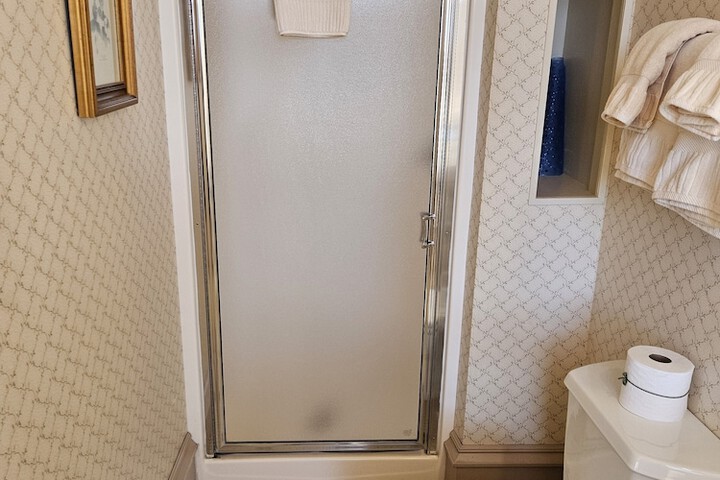 Room 58 of 95