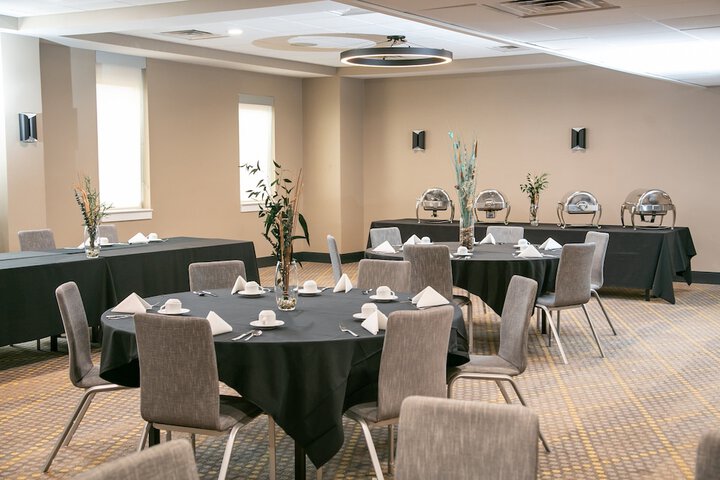 Holiday Inn Metairie New Orleans by IHG