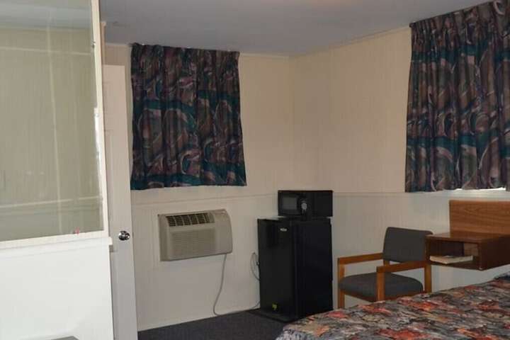 Tourest Motel