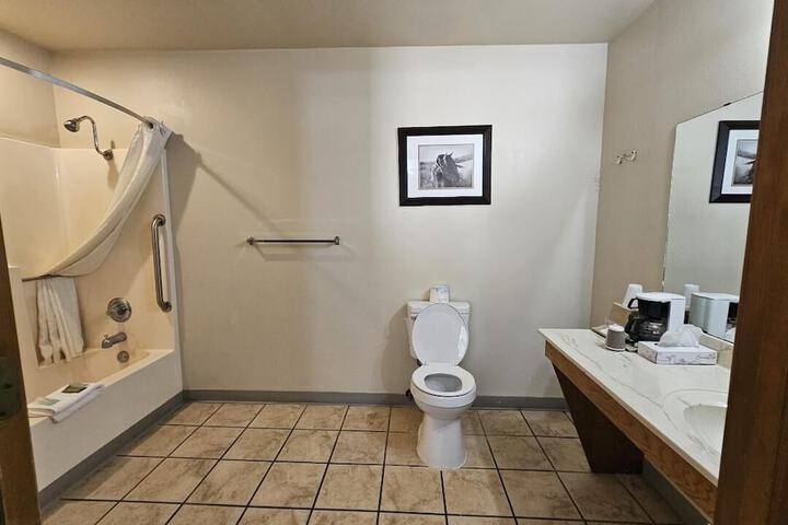 Room 26 of 27