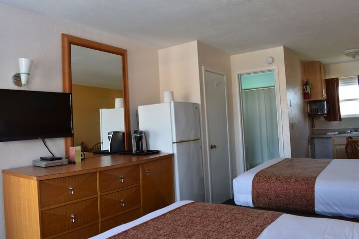 Room 16 of 27