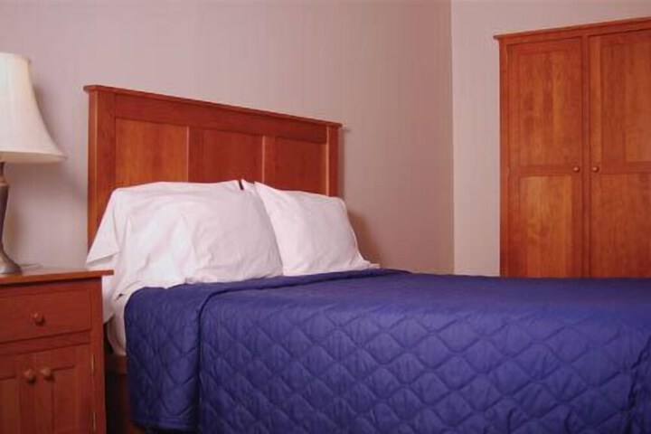 Room 5 of 14