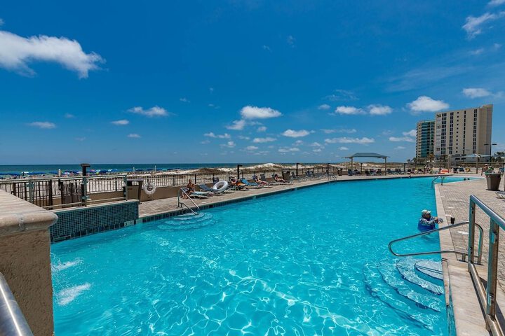 Pool 5 of 42
