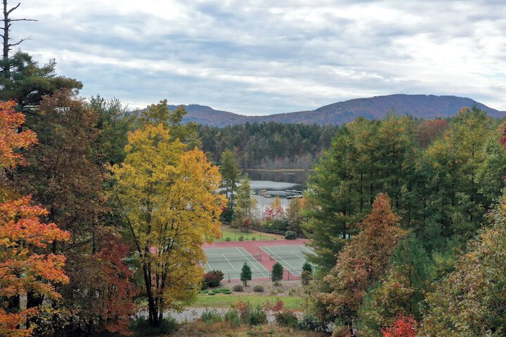 Kanuga Inn & Lodging