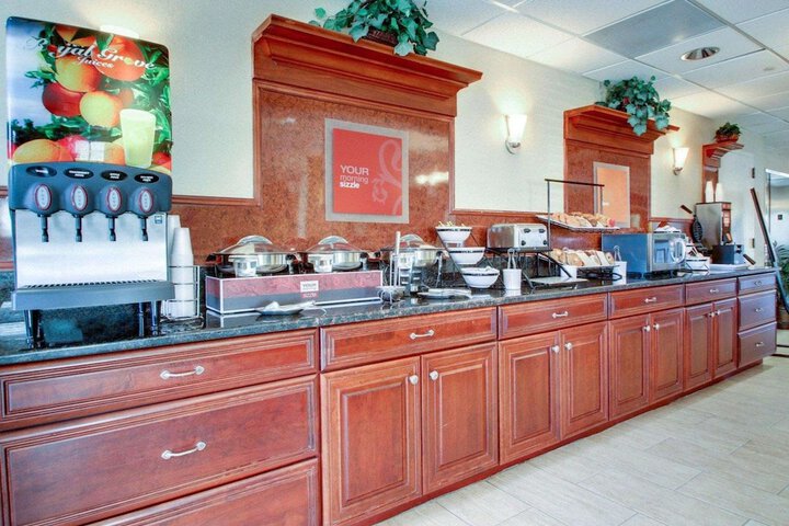 Breakfast/Coffee Service 28 of 33