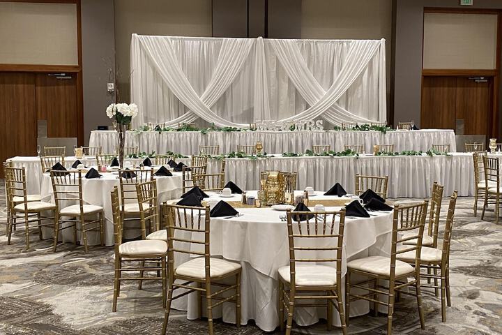 DoubleTree by Hilton Bay City - Riverfront