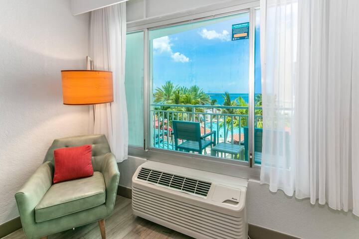 Dolphin Sands Clearwater Beach an Ascend Collection Hotel