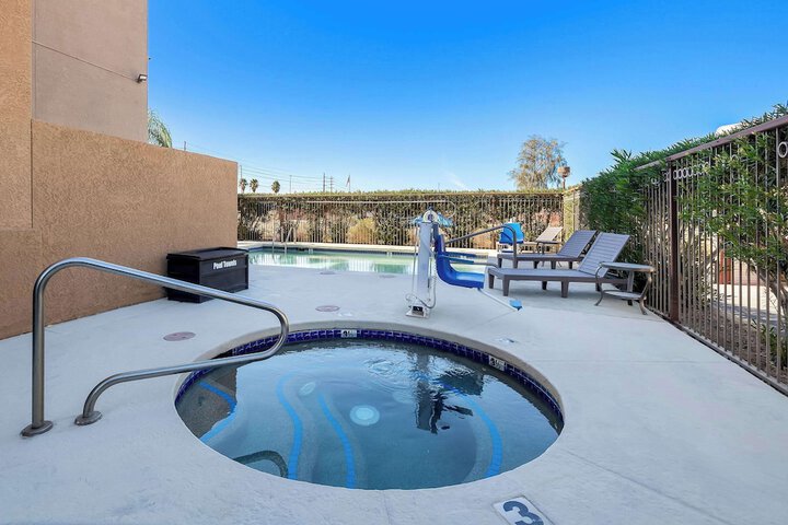 Pool 6 of 84