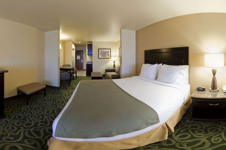 Holiday Inn Express Hotel & Suites Atascadero by IHG