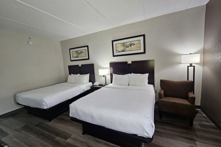 Quality Inn & Suites Lexington South