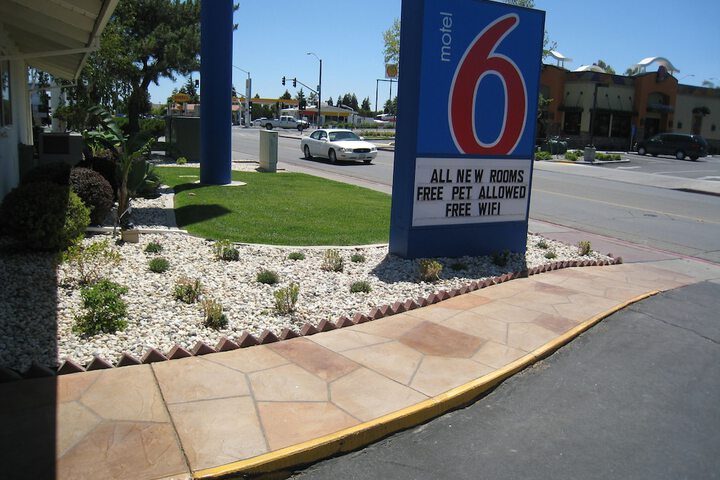 Motel 6 Willows CA