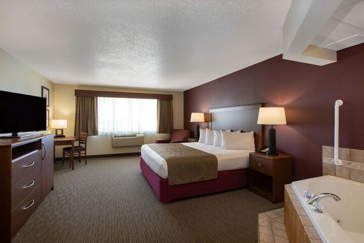 Room 20 of 39