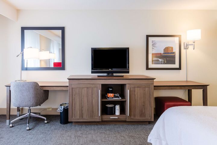 Room 16 of 54