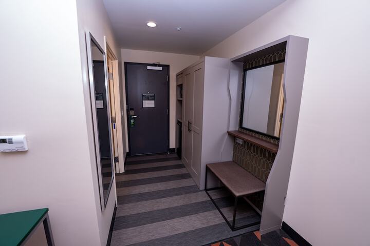 Room 38 of 69