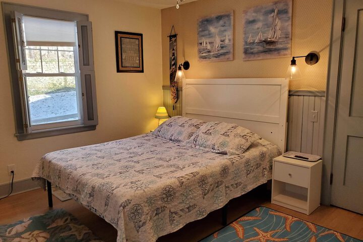 Room 32 of 47