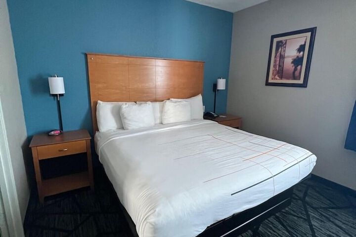 Room 20 of 53