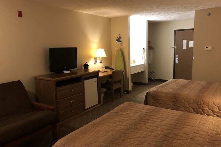 Room 26 of 35