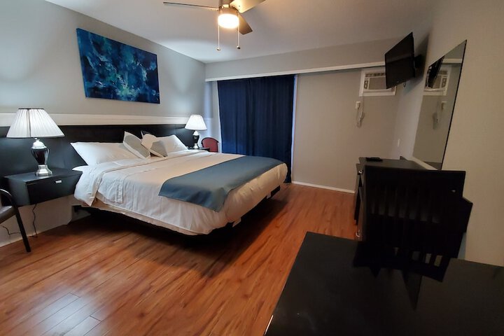 Room 46 of 86