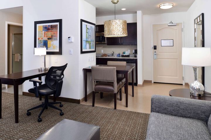 Room 21 of 53