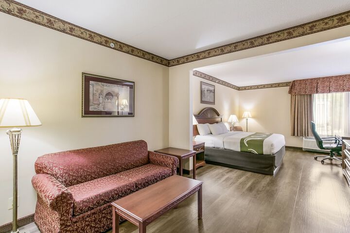 Quality Inn & Suites Bel Air I-95 Exit 77A