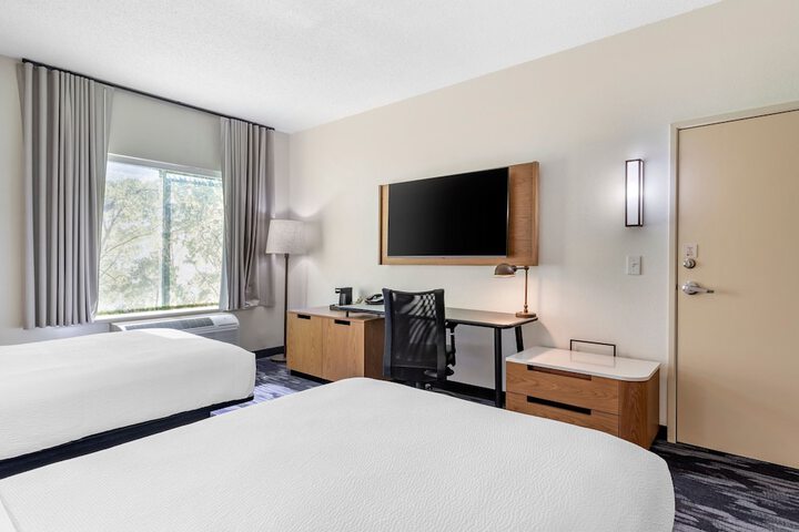 Room 17 of 31