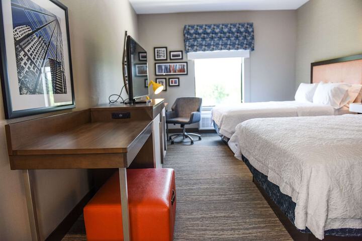 Room 41 of 68