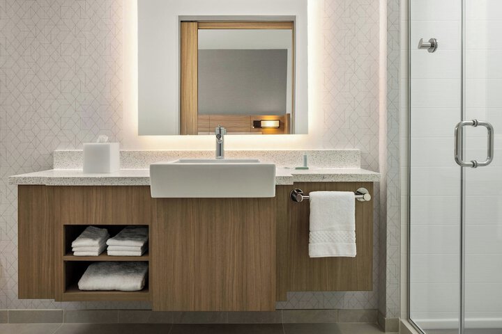 Springhill Suites BY Marriott Bettendorf