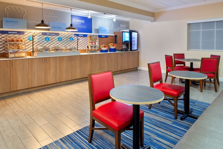 Holiday Inn Express & Suites Naples North - Bonita Springs by IHG