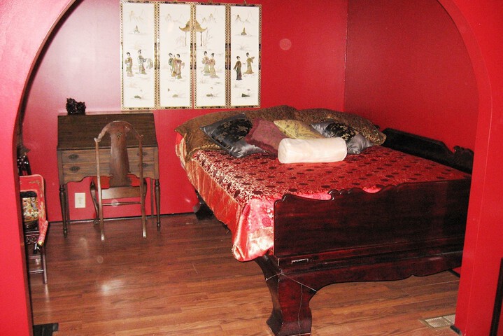 Shady Lady Bed & Breakfast