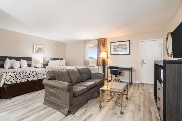 Room 20 of 25
