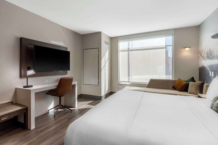 Room 45 of 71