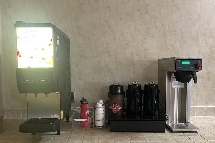Breakfast/Coffee Service 20 of 21