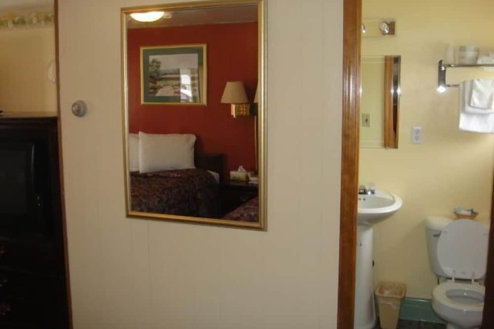 Room 7 of 20