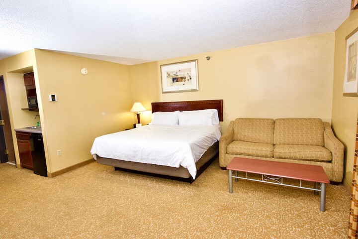 Room 34 of 57