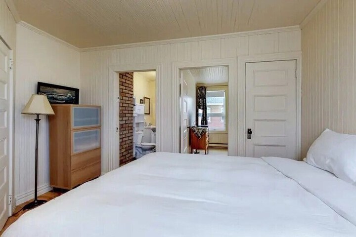 Room 63 of 130