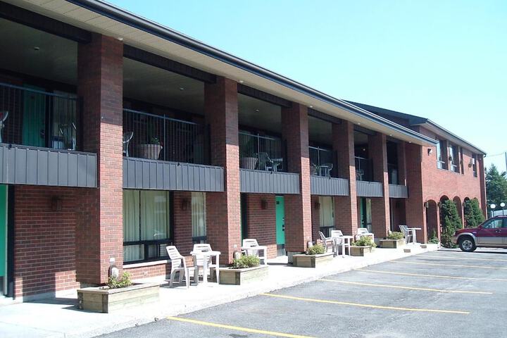 Hotel 2 of 31