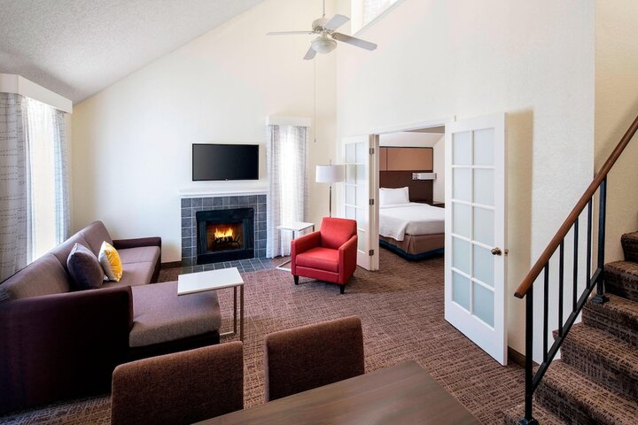 Room 21 of 36